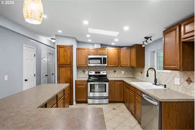 2373 Wild River Dr, Roseburg, OR 97470 - Photo 13