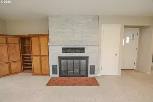 1528 NW Eden St, Roseburg, OR 97470 - Photo 5