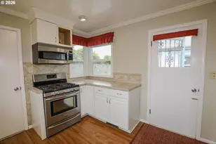 1528 NW Eden St, Roseburg, OR 97470 - Photo 17
