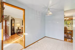 16365 SE Sterling Cir, Milwaukie, OR 97267 - Photo 13