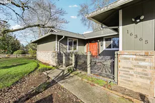 16365 SE Sterling Cir, Milwaukie, OR 97267 - Photo 3