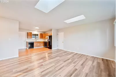 2 Burdick Pl, Longview, WA 98632 - Photo 3