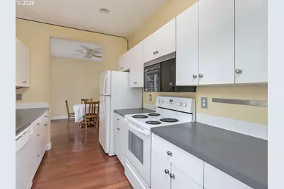 1709 SE Clinton St, Portland, OR 97202 - Photo 17
