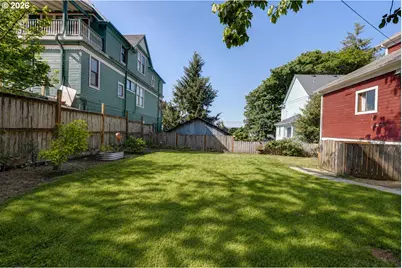 533 38th St, Astoria, OR 97103 - Photo 27