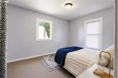 533 38th St, Astoria, OR 97103 - Photo 17