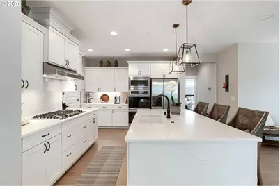 9629 N Boxwood St, Camas, WA 98607 - Photo 9