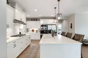 9629 N Boxwood St, Camas, WA 98607 - Photo 9