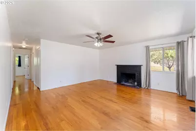 5136 N Fessenden St, Portland, OR 97203 - Photo 7