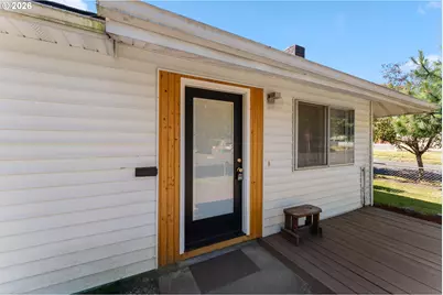 5136 N Fessenden St, Portland, OR 97203 - Photo 5