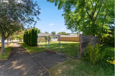 5136 N Fessenden St, Portland, OR 97203 - Photo 35