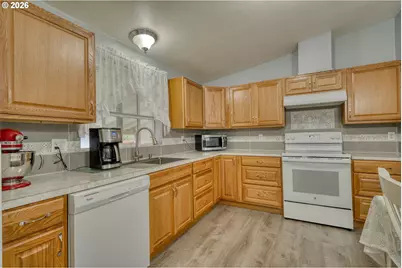 610 Egret Ln, Longview, WA 98632 - Photo 9