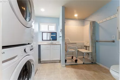 5903 N Houghton St, Portland, OR 97203 - Photo 23