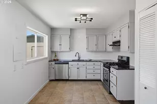 1830 SW 16th St, Redmond, OR 97756 - Photo 7
