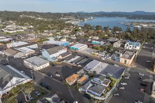 443 SW 7th, Newport, OR 97365 - Photo 9