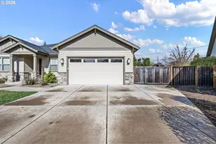 51 Grizzly Ave, Eugene, OR 97404 - Photo 3