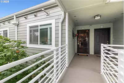 275 N Hayden Bay Dr #275, Portland, OR 97217 - Photo 5