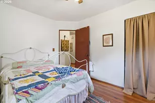 1014 SE 175th Pl, Portland, OR 97233 - Photo 15