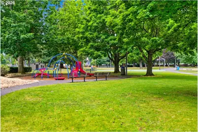 1014 SE 175th Pl, Portland, OR 97233 - Photo 29