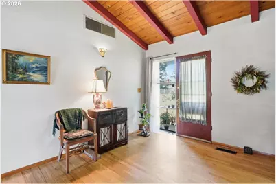 1014 SE 175th Pl, Portland, OR 97233 - Photo 5