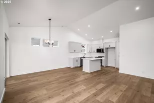 88097 Jameson Way, Veneta, OR 97487 - Photo 5