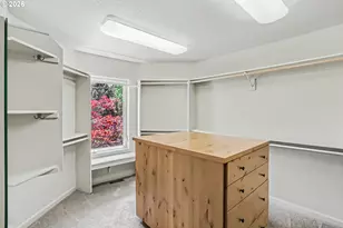 17622 Brookhurst Dr, Lake Oswego, OR 97034 - Photo 19