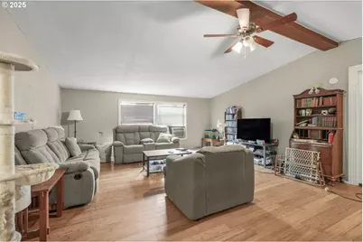 13620 SW Beef Bend Rd #16, Portland, OR 97224 - Photo 3