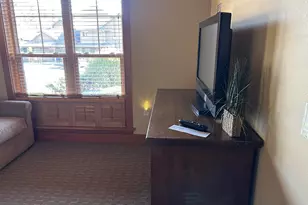 132 E Surfcrest Ave, Cannon Beach, OR 97110 - Photo 13