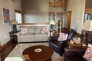 132 E Surfcrest Ave, Cannon Beach, OR 97110 - Photo 11