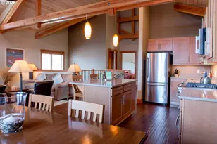 132 E Surfcrest Ave, Cannon Beach, OR 97110 - Photo 19