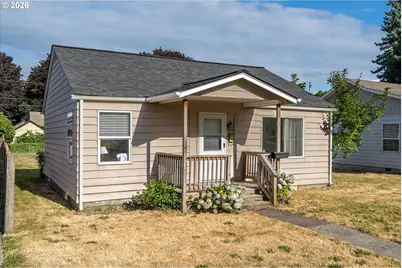 1217 7th Ave, Longview, WA 98632 - Photo 1