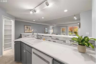 15420 NE Knott St #2, Portland, OR 97230 - Photo 11