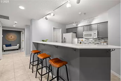 15420 NE Knott St #2, Portland, OR 97230 - Photo 7