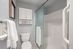 15420 NE Knott St, Portland, OR 97230 - Photo 19