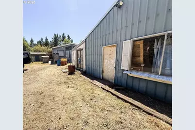 8790 NW Kinglet St, Seal Rock, OR 97376 - Photo 15