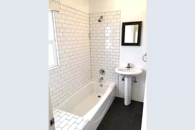 5505 N Minnesota Ave, Portland, OR 97217 - Photo 15