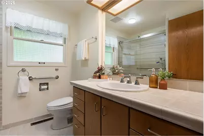 5919 SW Miles St, Portland, OR 97219 - Photo 19
