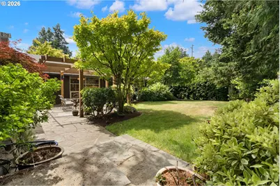 5919 SW Miles St, Portland, OR 97219 - Photo 23