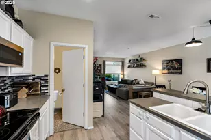 17385 SW Carson Ct, Beaverton, OR 97078 - Photo 13