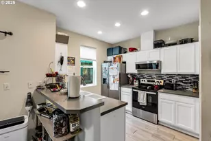 17385 SW Carson Ct, Beaverton, OR 97078 - Photo 11