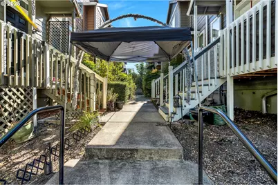 17385 SW Carson Ct, Beaverton, OR 97078 - Photo 3