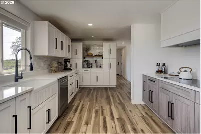 19020 SW Christensen Rd, McMinnville, OR 97128 - Photo 11