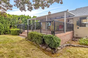 2905 SW Redfern Pl, Gresham, OR 97080 - Photo 39