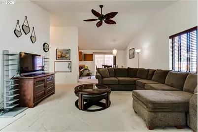 4665 Holly St, Springfield, OR 97478 - Photo 7
