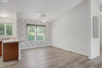 1015 Oak St #99, Silverton, OR 97381 - Photo 11