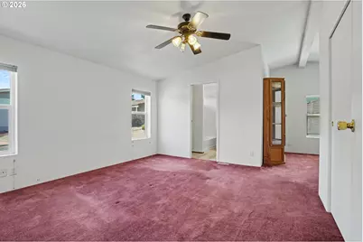 1015 Oak St #99, Silverton, OR 97381 - Photo 17