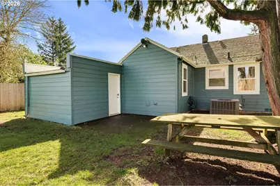 12107 SE Kelly St, Portland, OR 97266 - Photo 29