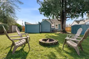 12107 SE Kelly St, Portland, OR 97266 - Photo 31