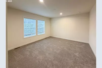 252 NE Third St, Oakland, OR 97462 - Photo 13