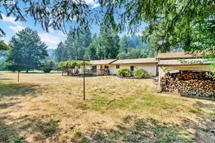 89713 Upper Johnson Crk Rd, Walterville, OR 97489 - Photo 37