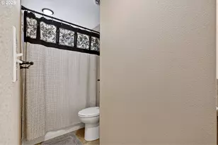 24105 SE Williams Pl, Damascus, OR 97089 - Photo 15